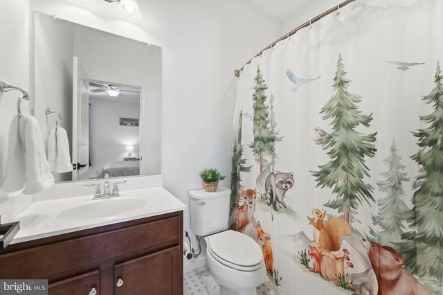 40 EDGEWATER DR, Fredericksburg, VA 22406