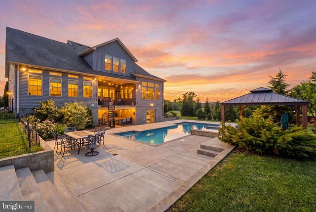 40 EDGEWATER DR, Fredericksburg, VA 22406