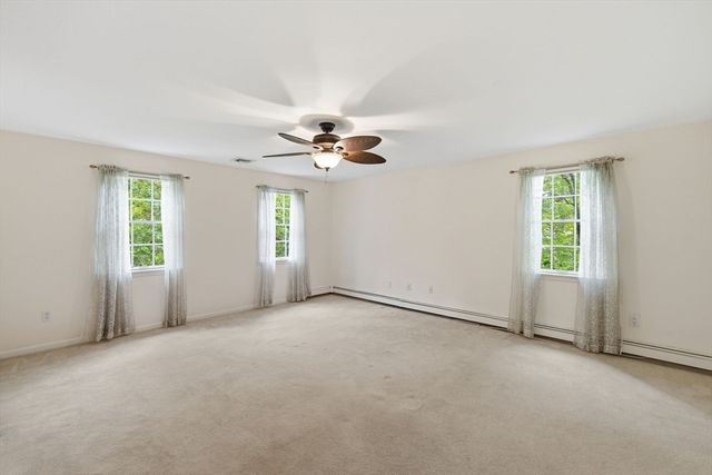 2 Stonecleave Rd, North Reading, MA 01864