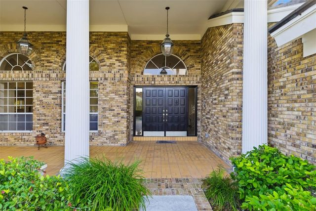 4149 ESCONDITO CIRCLE, Sarasota, FL 34238