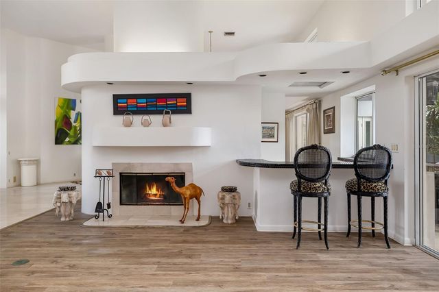 4149 ESCONDITO CIRCLE, Sarasota, FL 34238