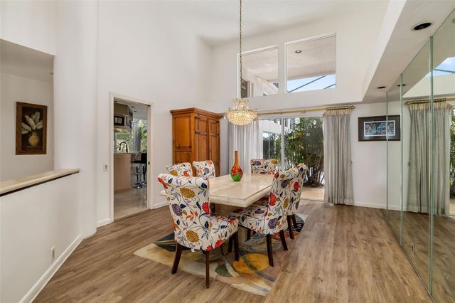 4149 ESCONDITO CIRCLE, Sarasota, FL 34238