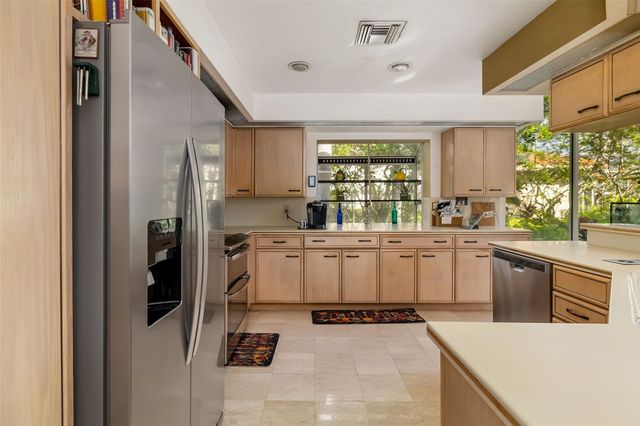 4149 ESCONDITO CIRCLE, Sarasota, FL 34238