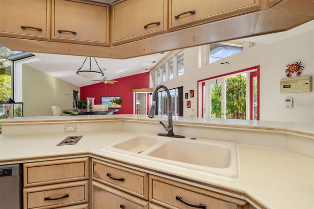 4149 ESCONDITO CIRCLE, Sarasota, FL 34238