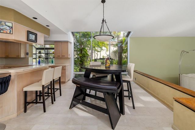 4149 ESCONDITO CIRCLE, Sarasota, FL 34238