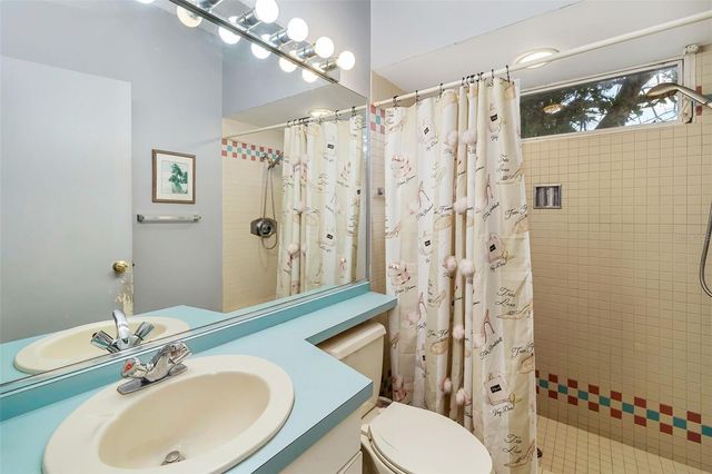 4149 ESCONDITO CIRCLE, Sarasota, FL 34238