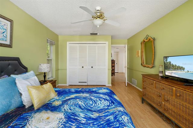 4149 ESCONDITO CIRCLE, Sarasota, FL 34238