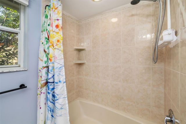 4149 ESCONDITO CIRCLE, Sarasota, FL 34238