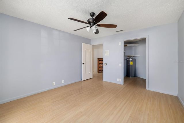 4149 ESCONDITO CIRCLE, Sarasota, FL 34238