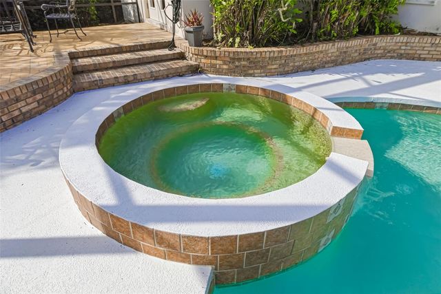 4149 ESCONDITO CIRCLE, Sarasota, FL 34238