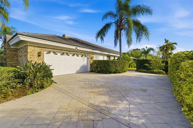 4149 ESCONDITO CIRCLE, Sarasota, FL 34238