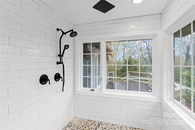 1476 New Market Road, Tryon, NC 28782