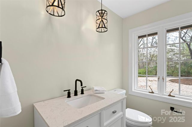 1476 New Market Road, Tryon, NC 28782