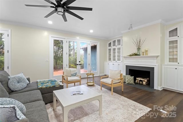 1476 New Market Road, Tryon, NC 28782