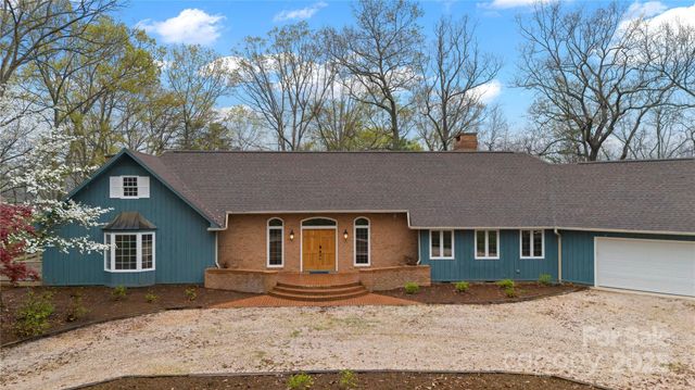 1476 New Market Road, Tryon, NC 28782