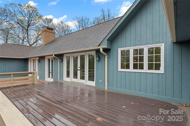 1476 New Market Road, Tryon, NC 28782