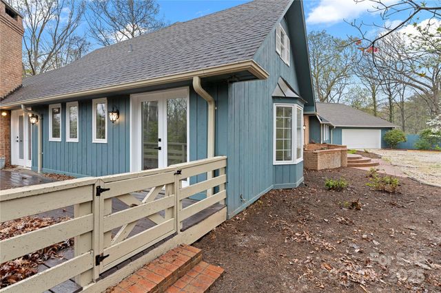 1476 New Market Road, Tryon, NC 28782