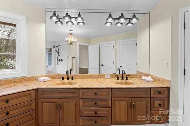 1476 New Market Road, Tryon, NC 28782