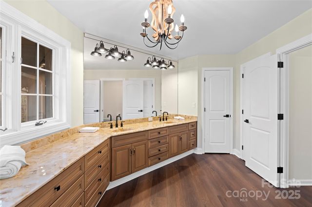 1476 New Market Road, Tryon, NC 28782
