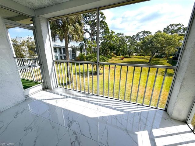 7050 Nantucket CIR 6, North Fort Myers, FL 33917