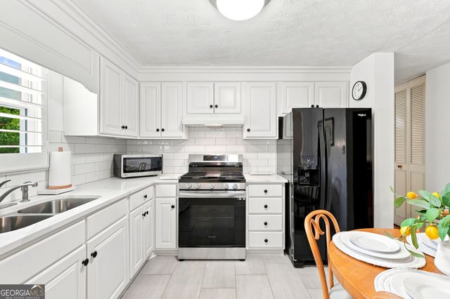 2081 Branch View Drive, Marietta, GA 30062