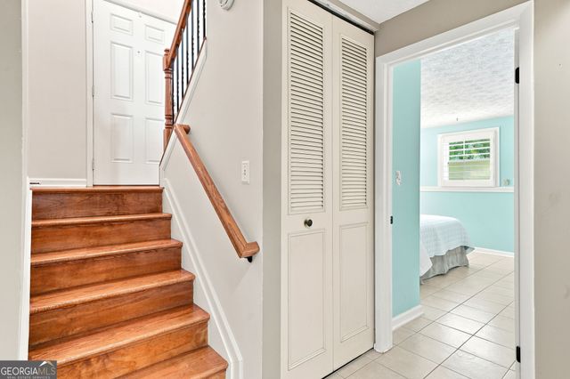 2081 Branch View Drive, Marietta, GA 30062