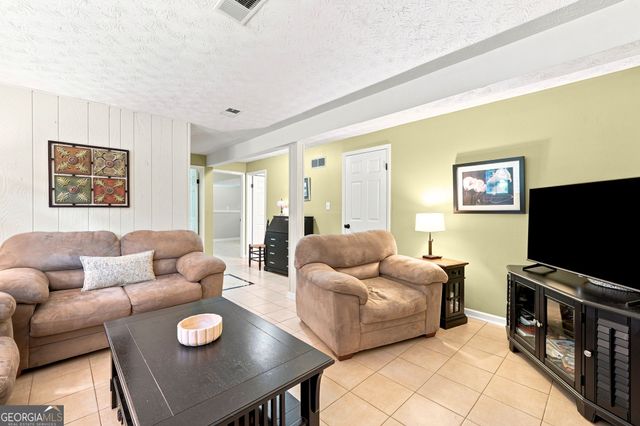2081 Branch View Drive, Marietta, GA 30062