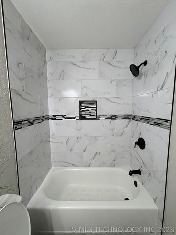 433 W Austin Street, Broken Arrow, OK 74011