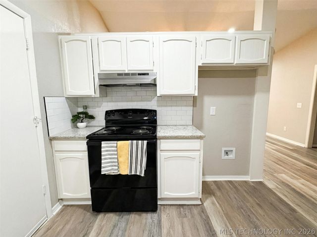 433 W Austin Street, Broken Arrow, OK 74011