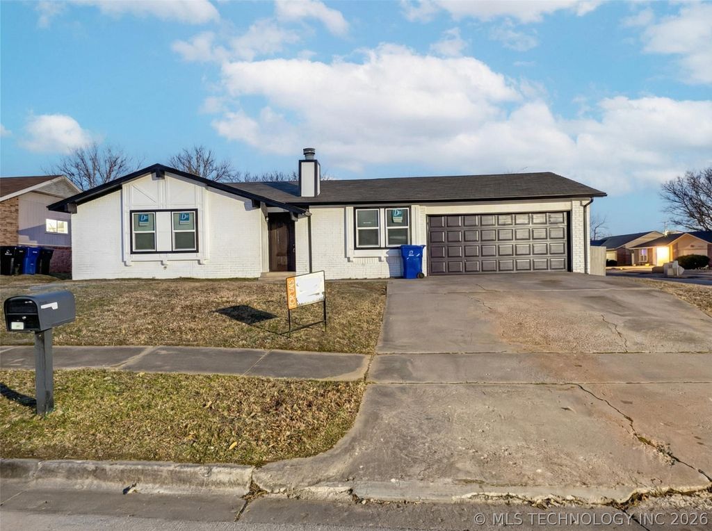 433 W Austin Street, Broken Arrow, OK 74011