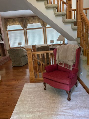 602 Ridge Point Dr, Mulvane, KS 67110