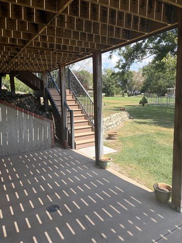 602 Ridge Point Dr, Mulvane, KS 67110