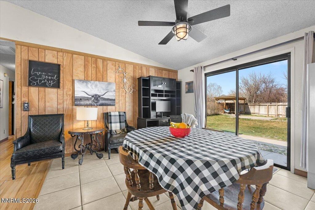 Image 12 of property listing at 450 Omni Drive, Sparks, NV 89441