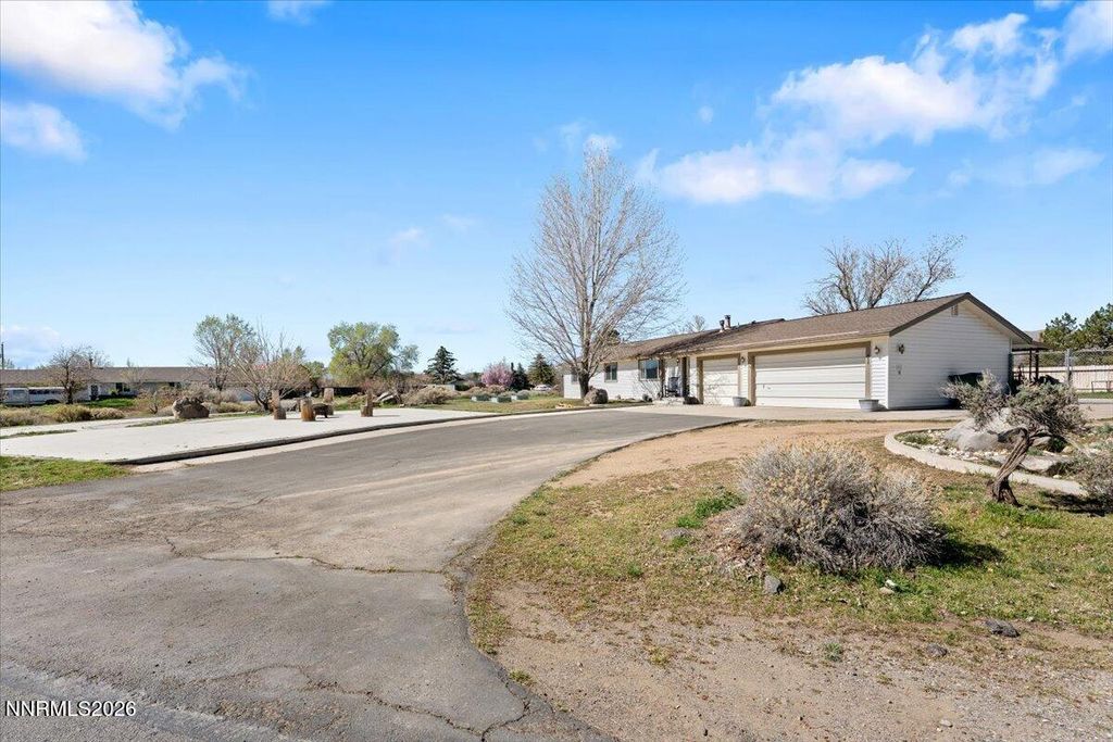 Image 38 of property listing at 450 Omni Drive, Sparks, NV 89441
