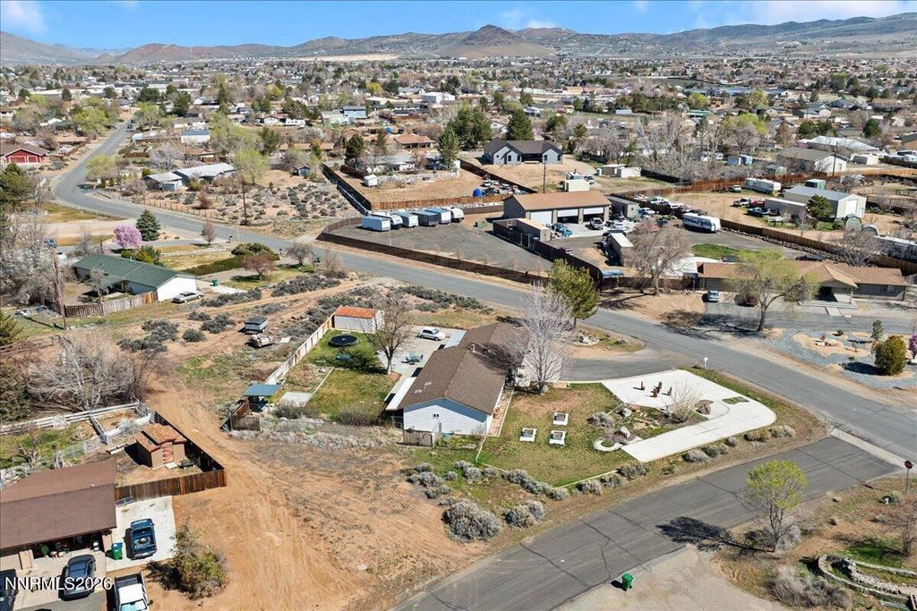 Image 41 of property listing at 450 Omni Drive, Sparks, NV 89441