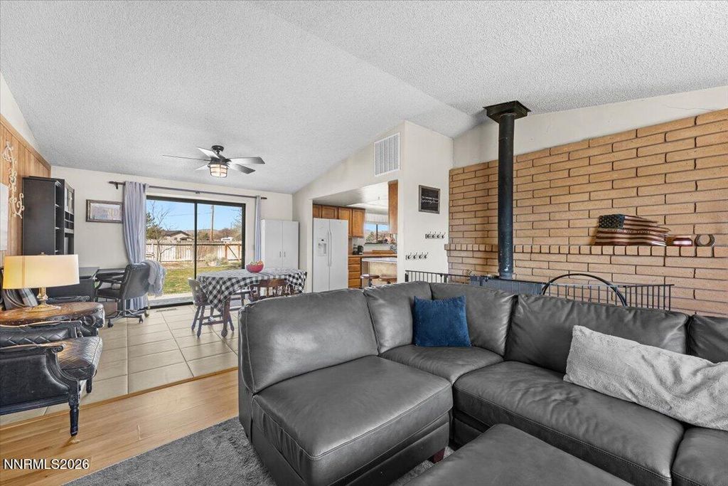 Image 9 of property listing at 450 Omni Drive, Sparks, NV 89441