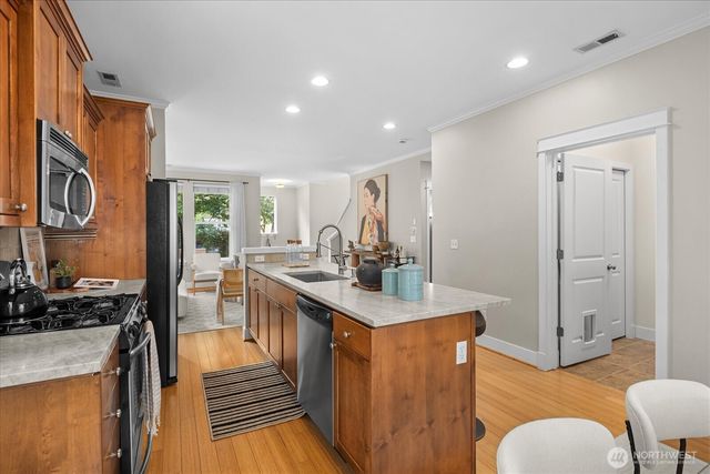 4148 29th Avenue S, Seattle, WA 98108
