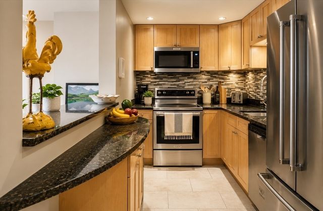 96 Gainsborough St 404W, Boston, MA 02115
