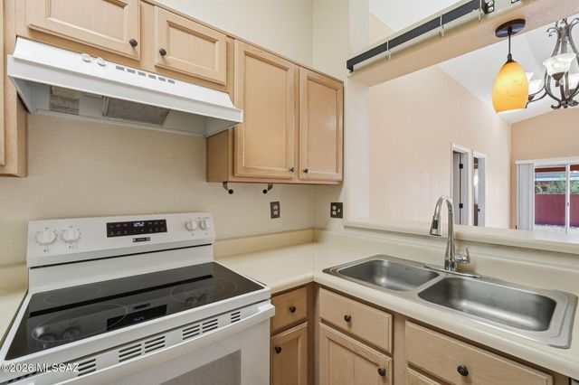 7871 S Kilbrennan Way, Tucson, AZ 85747