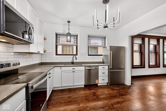 71 Schiller Street, Indianapolis, IN 46225