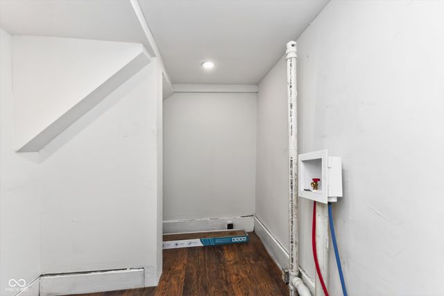 71 Schiller Street, Indianapolis, IN 46225