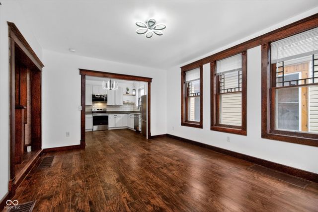 71 Schiller Street, Indianapolis, IN 46225