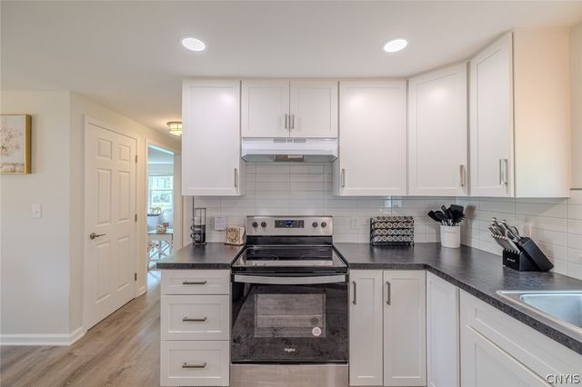 321 Brookfield Road, Salina, NY 13211