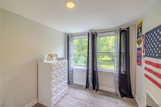321 Brookfield Road, Salina, NY 13211