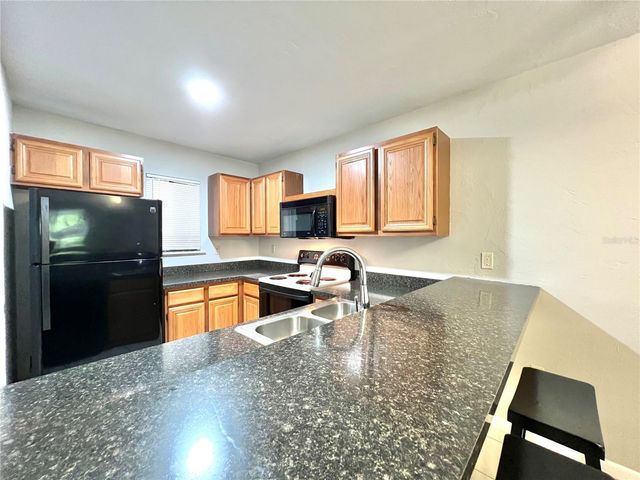 81 SE 16TH AVENUE D101, Gainesville, FL 32601
