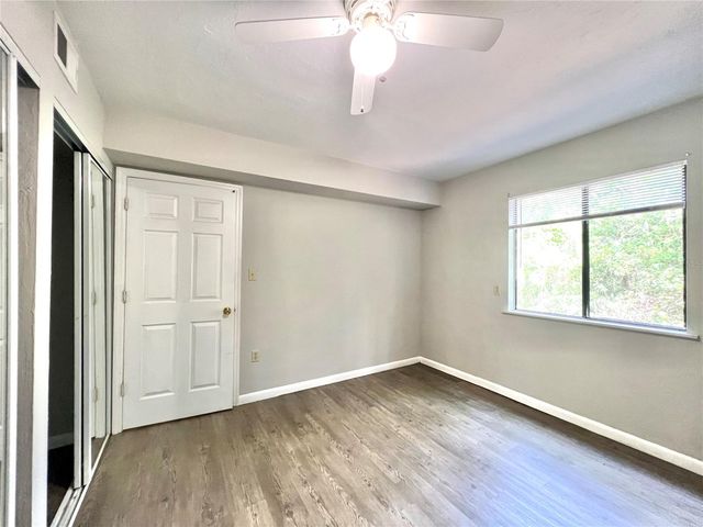 81 SE 16TH AVENUE D101, Gainesville, FL 32601