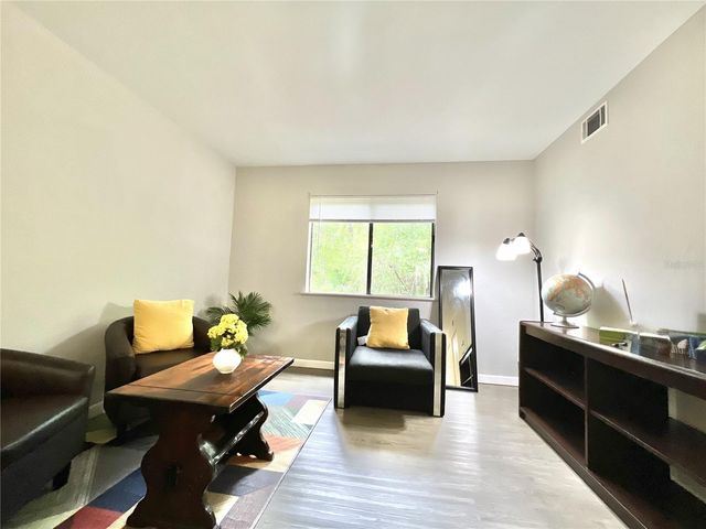 81 SE 16TH AVENUE D101, Gainesville, FL 32601