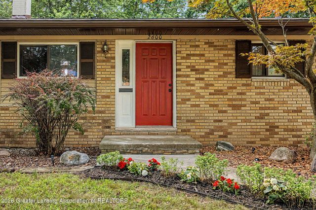 2600 Darien Drive, Lansing, MI 48912