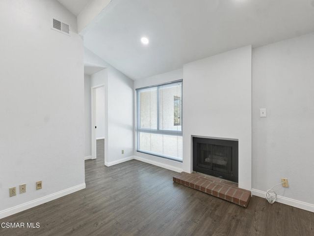 833 Shadow Lake Drive, Thousand Oaks, CA 91360