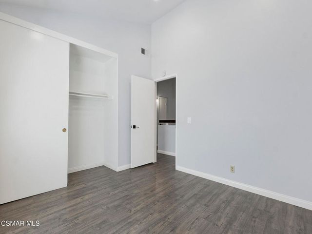 833 Shadow Lake Drive, Thousand Oaks, CA 91360